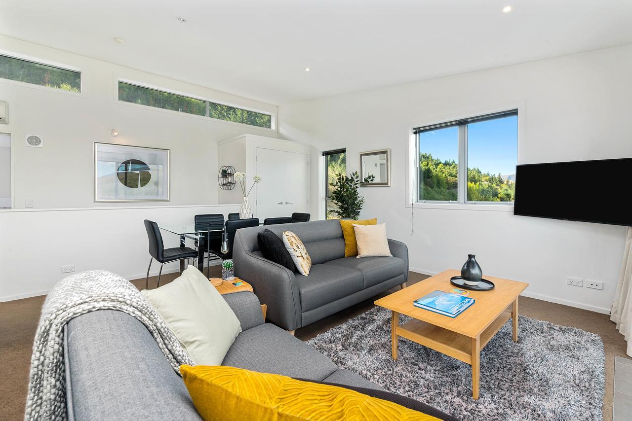 Contemporary Hilltop Abode Queenstown Eksteriør bilde