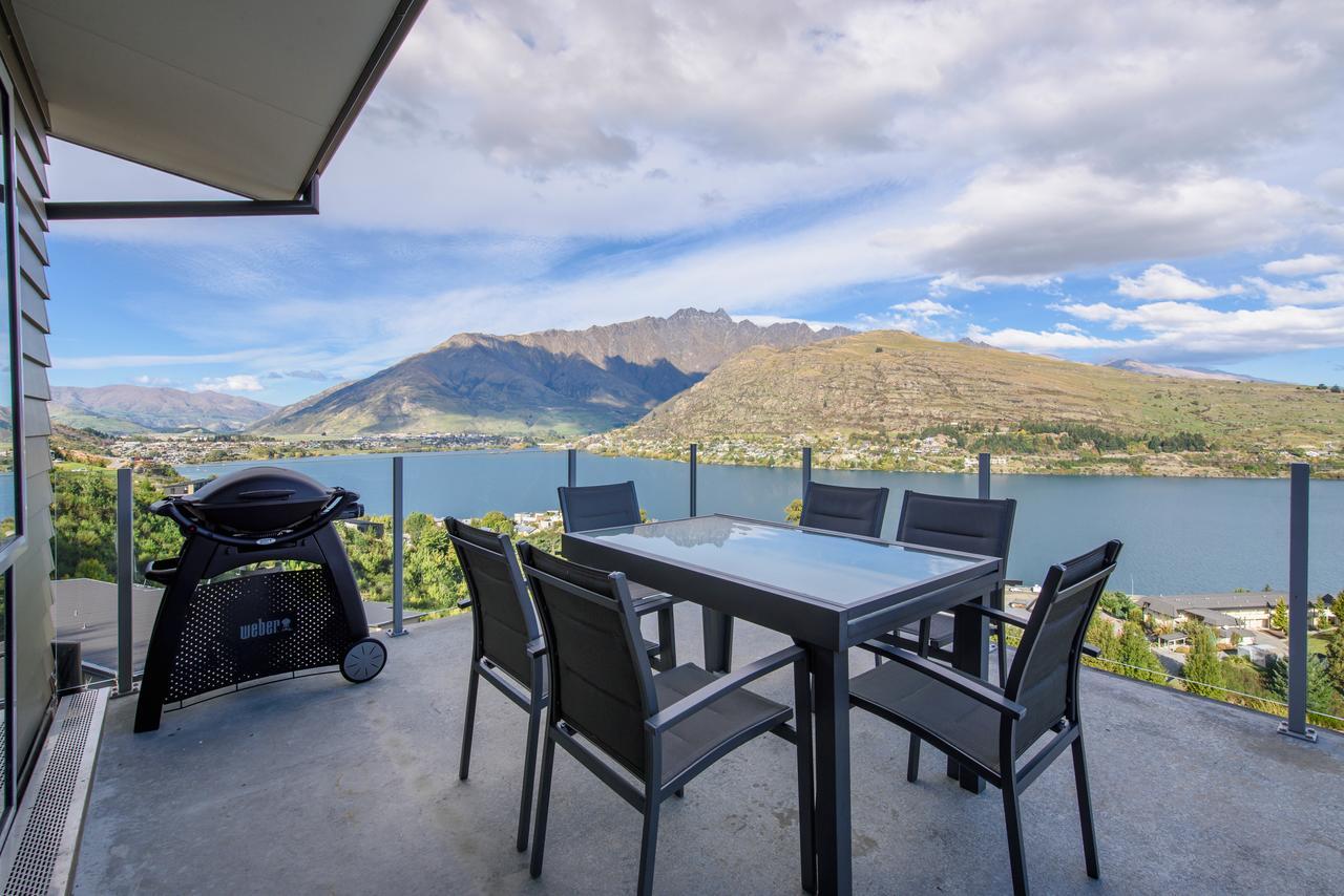 Contemporary Hilltop Abode Queenstown Eksteriør bilde
