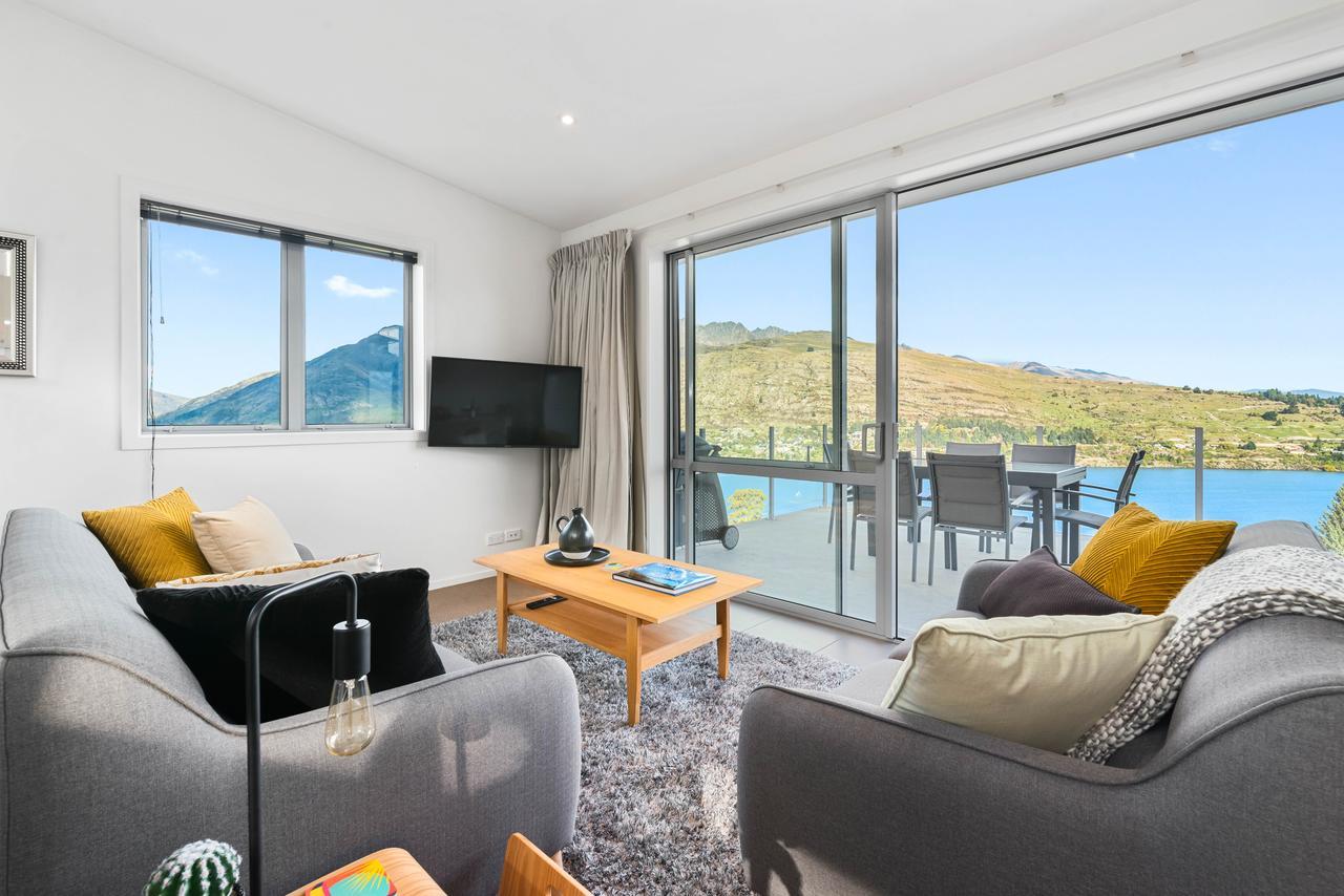 Contemporary Hilltop Abode Queenstown Eksteriør bilde